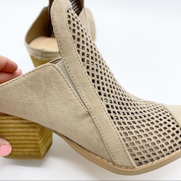 Coconuts by Matisse Call It Taupe Suede Western‎ Mule Bootie 7.5 - Picture 11 of 15